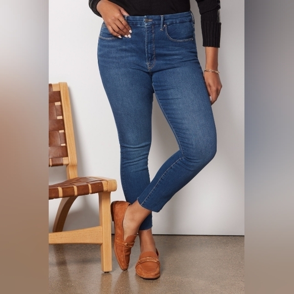 NWT Good American Good Waist Crop Jean $149 - Picture 4 of 13